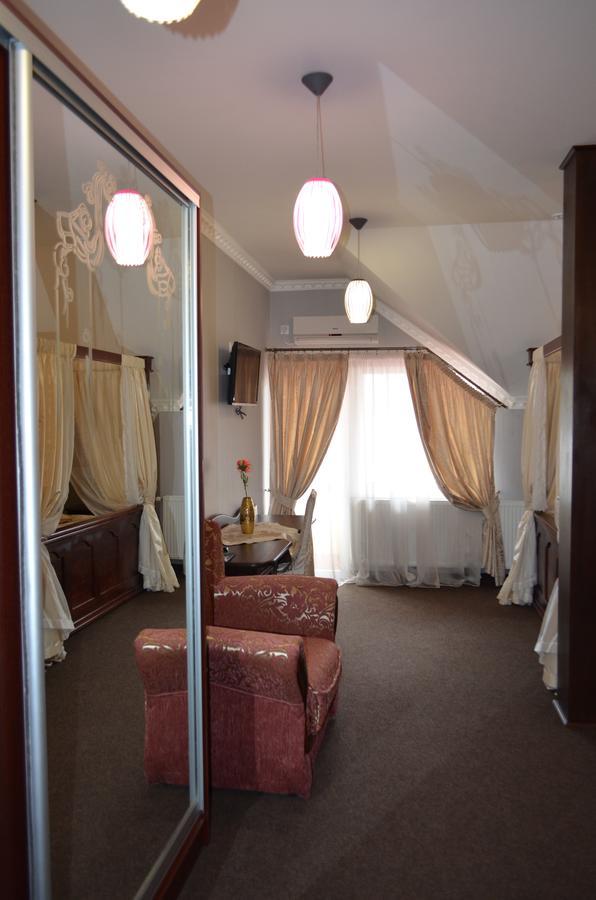 Golden Palace Dubove 외부 사진