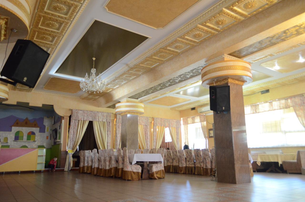 Golden Palace Dubove 외부 사진