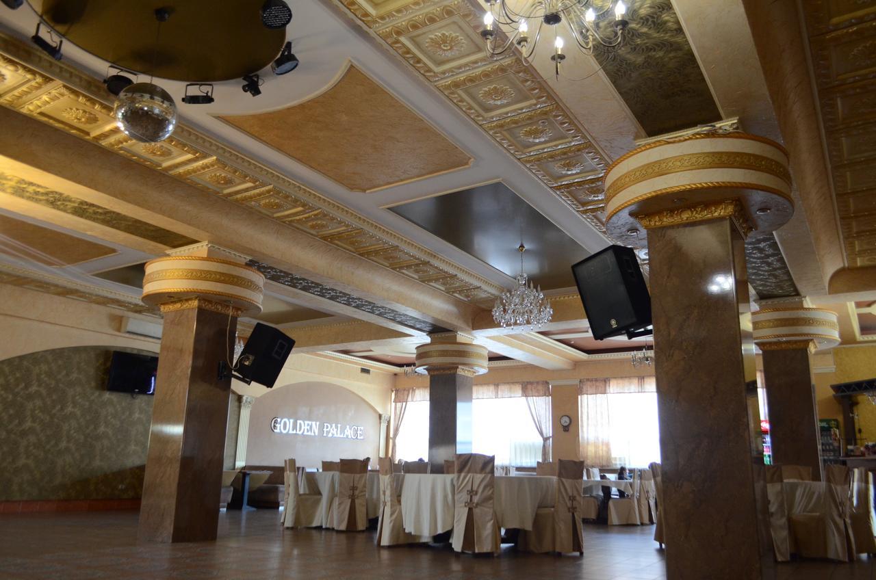 Golden Palace Dubove 외부 사진